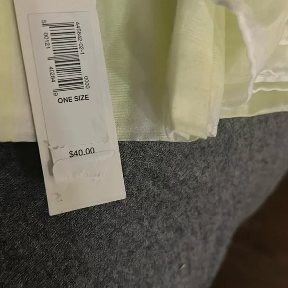 Banana Republic summer stripe cotton bandana 25” square & NWT - Picture 4 of 4